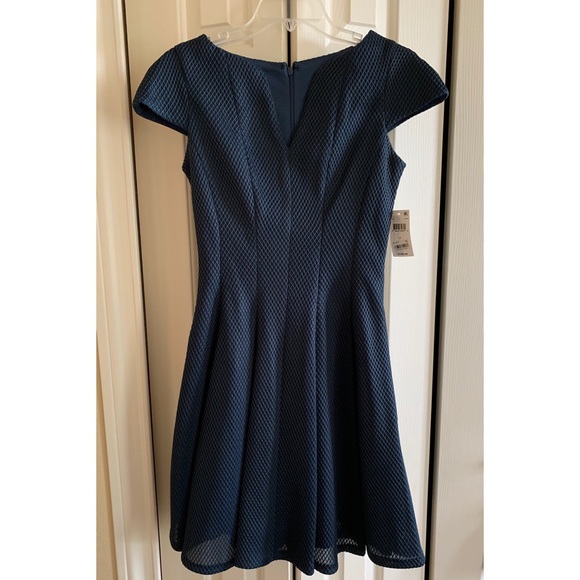 julia jordan Dresses & Skirts - NEW WITH TAGS❤️Julia Jordan Teal Dress julia jordan Dresses & Skirts - NEW WITH TAGS❤️Julia Jordan Teal Dress